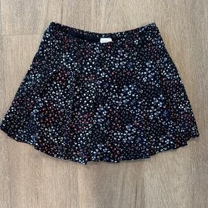 NWOT Abercrombie Kids Black Floral Skirt size 7/8